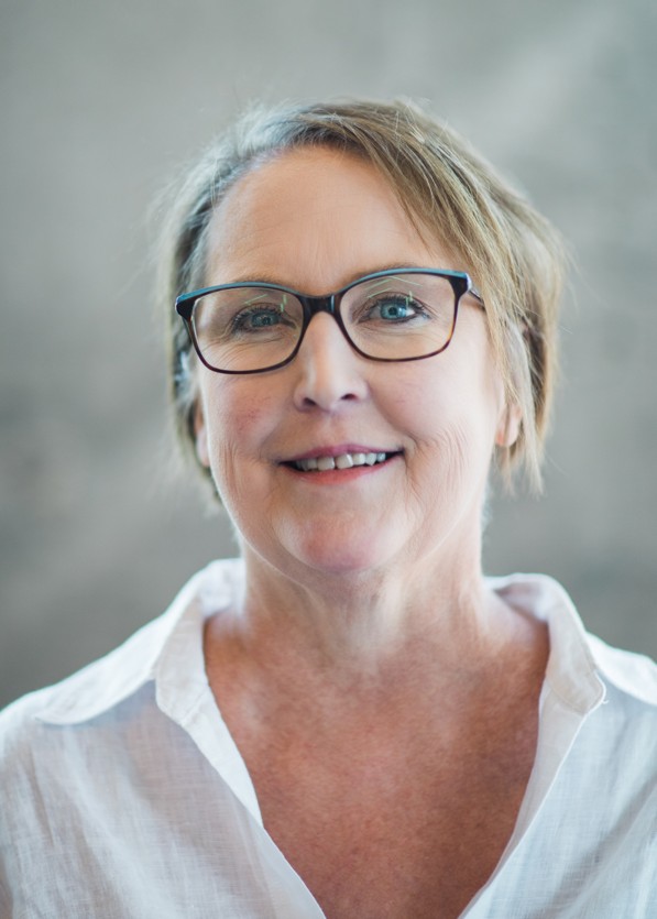 Dr. Rachelle Hole